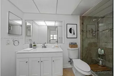 200 Lakeview Dr #101, Weston, FL 33326 - Photo 7