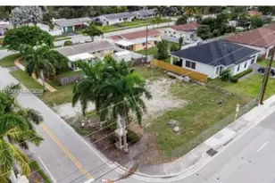 4861 Peters Rd, Plantation, FL 33317 - Photo 1