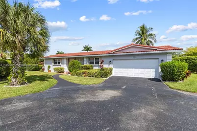 7185 E Tropical Way, Plantation, FL 33317 - Photo 1