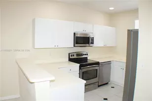 4704 NW 57th Pl, Coconut Creek, FL 33073 - Photo 7