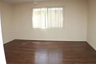 4704 NW 57th Pl, Coconut Creek, FL 33073 - Photo 11