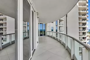 21200 Point Pl, Aventura, FL 33180 - Photo 23