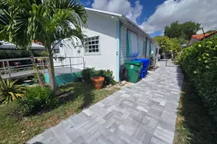 3083 SW 17th St, Miami, FL 33145 - Photo 3