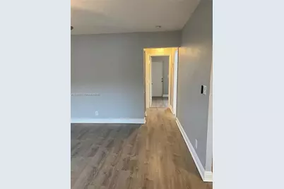 240 SE 9th Ave, Pompano Beach, FL 33060 - Photo 13