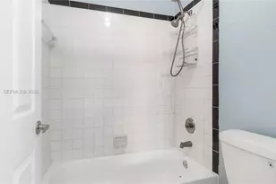 20820 San Simeon Way, Miami, FL 33179 - Photo 19