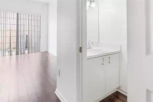 20820 San Simeon Way, Miami, FL 33179 - Photo 15