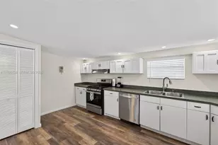 27 Riviera Dr, Key West, FL 33040 - Photo 15
