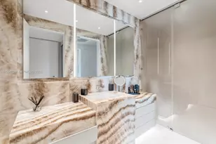 17975 Collins Ave, Sunny Isles Beach, FL 33160 - Photo 39