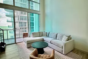 300 S Biscayne Blvd, Miami, FL 33131 - Photo 17