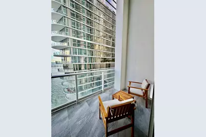 300 S Biscayne Blvd #L-1210, Miami, FL 33131 - Photo 5