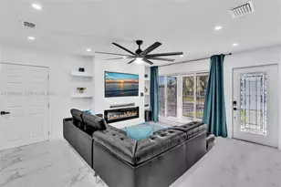 560 N Perviz Ave, Opa-Locka, FL 33054 - Photo 17