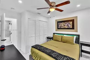 560 N Perviz Ave, Opa-Locka, FL 33054 - Photo 43