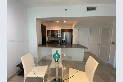 950 Brickell Bay Dr #1402, Miami, FL 33131 - Photo 7