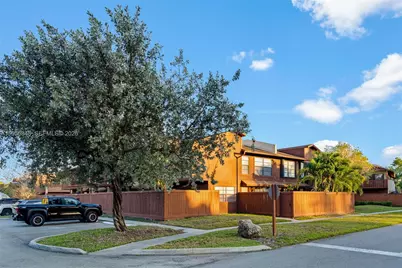 6554 SW 114th Pl #E74, Miami, FL 33173 - Photo 1