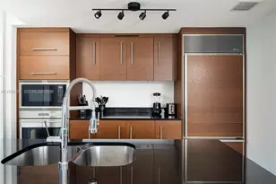 485 Brickell Ave, Miami, FL 33131 - Photo 17