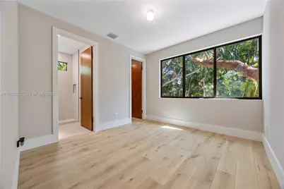 2805 Freeman St, Miami, FL 33133 - Photo 53