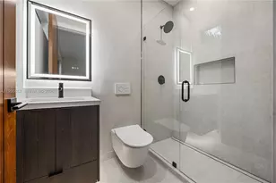 2805 Freeman St, Miami, FL 33133 - Photo 45