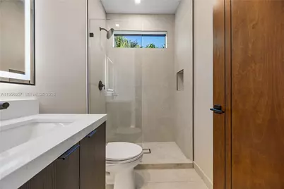 2805 Freeman St, Miami, FL 33133 - Photo 51