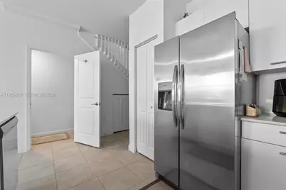 12204 NW 23rd Ct, Miami, FL 33167 - Photo 11