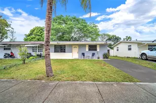 7021 SW 19th Pl, North Lauderdale, FL 33068 - Photo 17