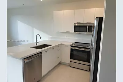 6453 NW 102nd Path #303, Doral, FL 33178 - Photo 5