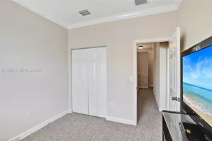 1042 NE 207th Terrace, Miami, FL 33179 - Photo 25