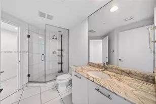 500 Brickell Ave, Miami, FL 33131 - Photo 21