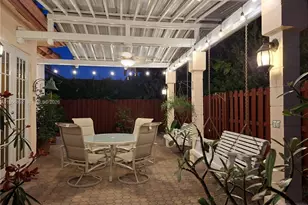 10564 NW 57th St, Doral, FL 33178 - Photo 35