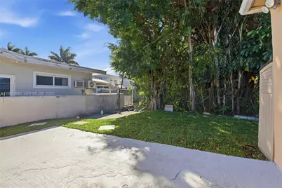 3380 NW 14th St #0, Miami, FL 33125 - Photo 15