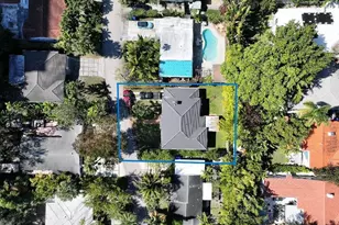 811 NE 70th St, Miami, FL 33138 - Photo 37