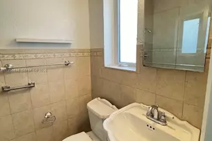 811 NE 70th St, Miami, FL 33138 - Photo 7