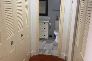 7900 Camino Cir, Miami, FL 33143 - Photo 11