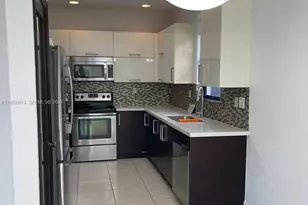 9952 NW 10th St, Miami, FL 33172 - Photo 21