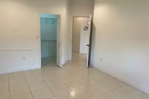 9952 NW 10th St, Miami, FL 33172 - Photo 9