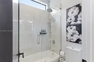 255 NW 39th St, Miami, FL 33127 - Photo 27