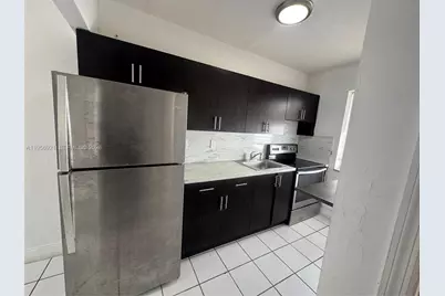 7300 N Harding Ave #28, Miami Beach, FL 33141 - Photo 3
