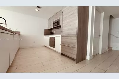 400 Sunny Isles Blvd #1906, Sunny Isles Beach, FL 33160 - Photo 11