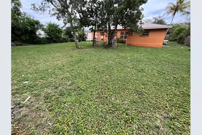 648 NE 139th St #650, North Miami, FL 33161 - Photo 15