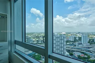 90 SW 3rd St, Miami, FL 33130 - Photo 31