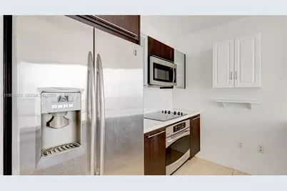 90 SW 3rd St #PH-10, Miami, FL 33130 - Photo 19