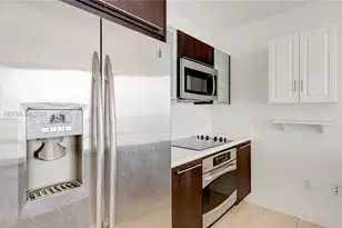 90 SW 3rd St, Miami, FL 33130 - Photo 19