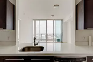 90 SW 3rd St, Miami, FL 33130 - Photo 23