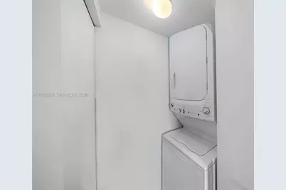 1300 S Miami Ave #4704, Miami, FL 33130 - Photo 15