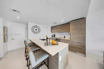 1300 S Miami Ave #4704, Miami, FL 33130 - Photo 7