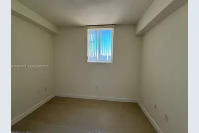 420 SW 12th Ave #1005, Miami, FL 33130 - Photo 9