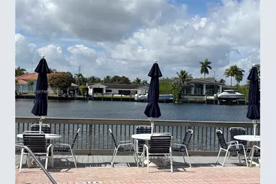 2001 Atlantic Shores Blvd #409, Hallandale Beach, FL 33009 - Photo 9