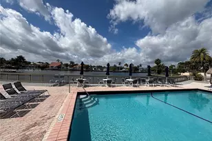 2001 Atlantic Shores Blvd, Hallandale Beach, FL 33009 - Photo 21