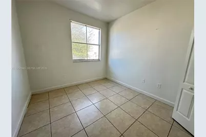 1666 SE 27th Ct #201, Homestead, FL 33035 - Photo 13