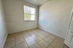 1666 SE 27th Ct, Homestead, FL 33035 - Photo 13