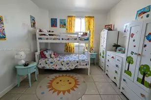 1666 SE 27th Ct, Homestead, FL 33035 - Photo 9